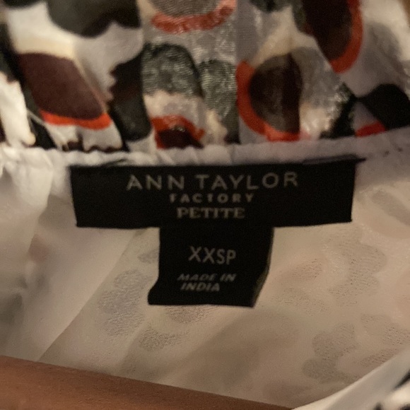 Ann Taylor Factory Ruffled Top - Picture 2 of 5